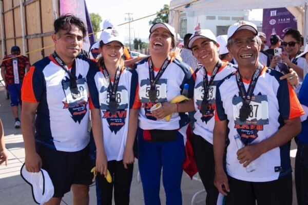 Corren en Texcoco y Tlalnepantla por el Día de la y el abogado