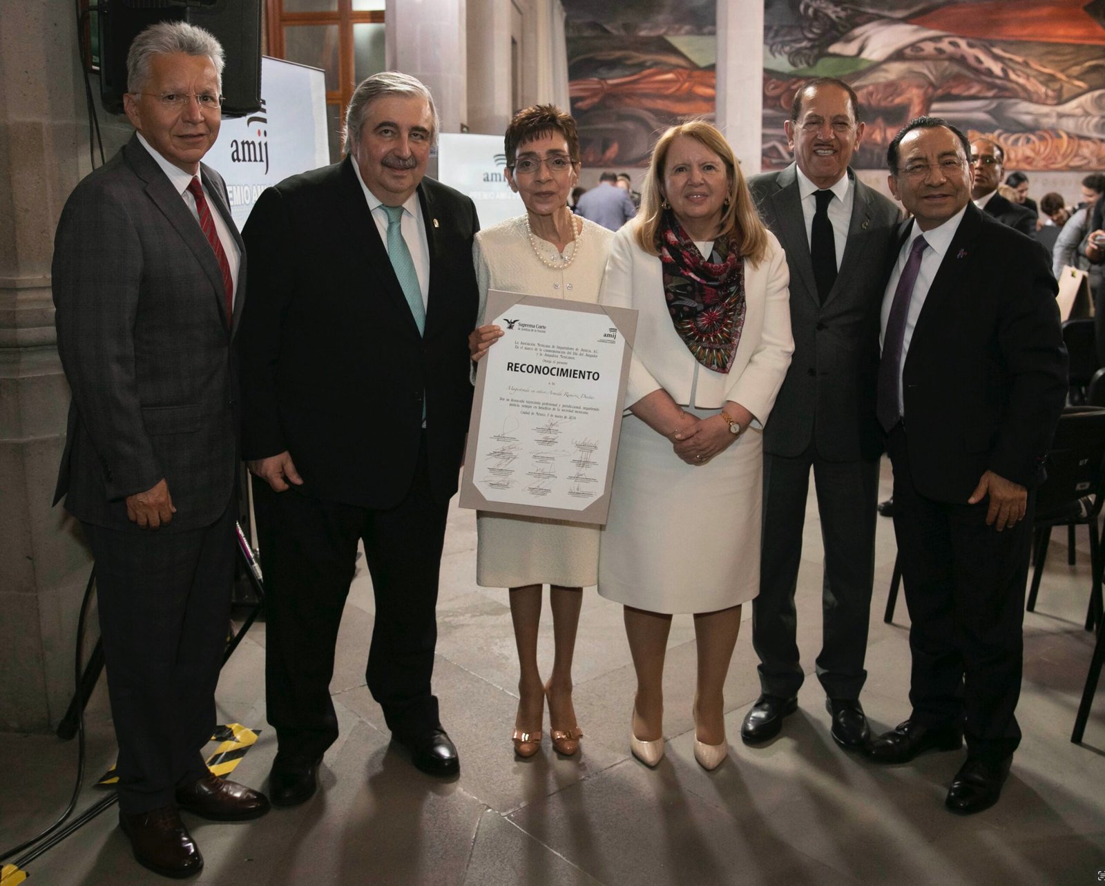 Premio AMIJ 2024 a Magistrada mexiquense, orgullo para PJEdomex